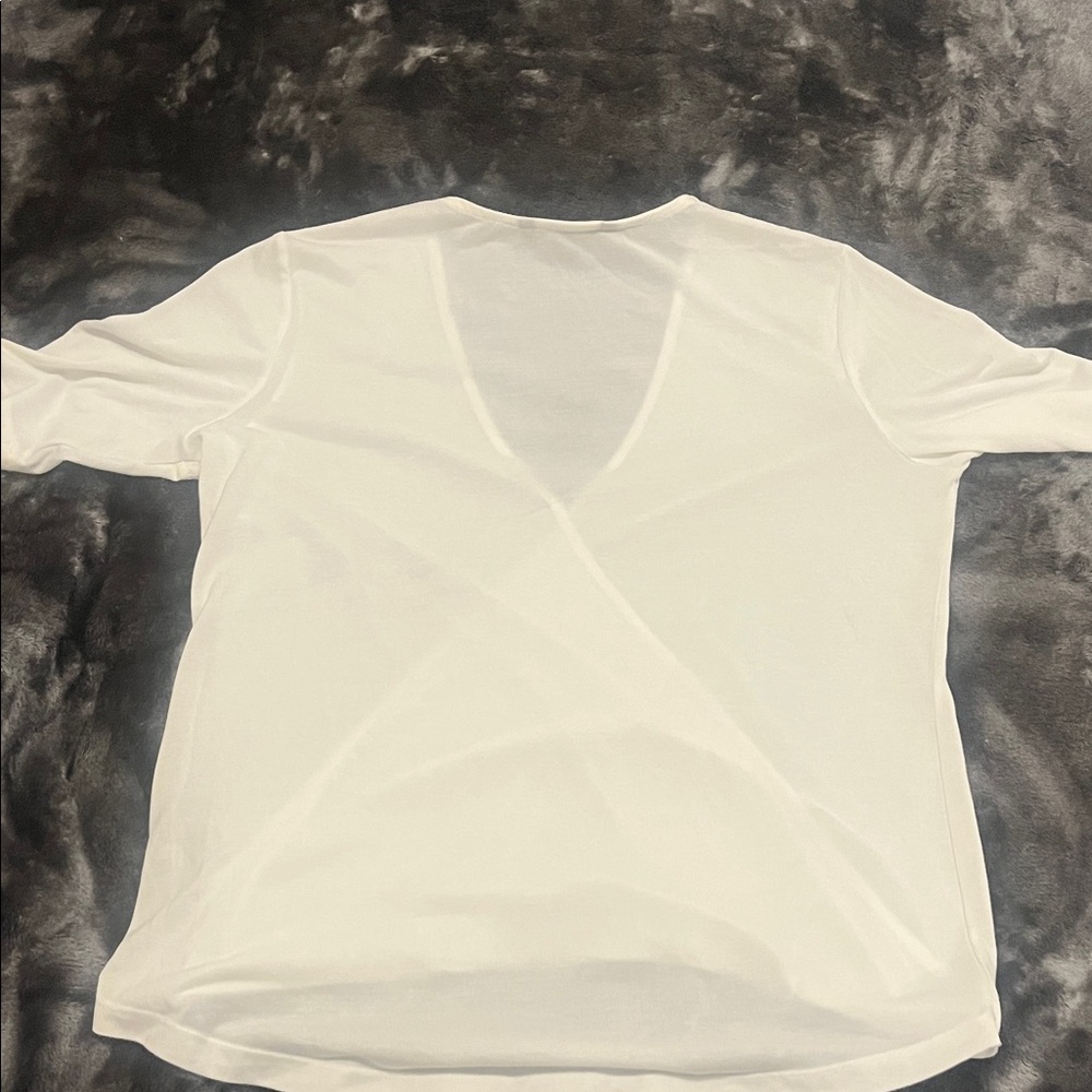 Banana Republic Cream Short Sleeve Wrap Top - Picture 3 of 4